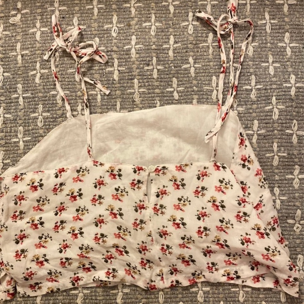 Floral tank top - Picture 3 of 3